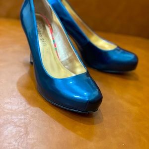 Metallic Blue Pumps